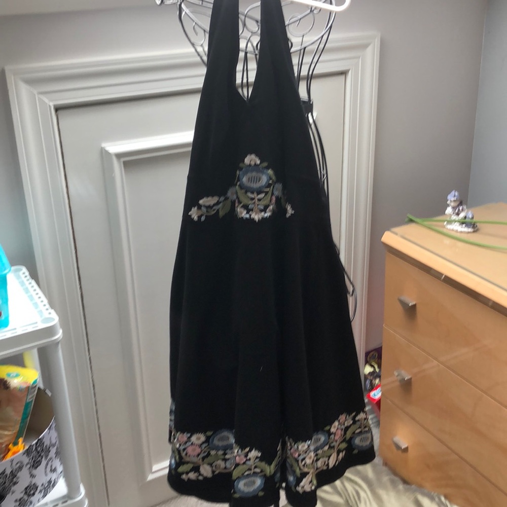 Women’s dress
